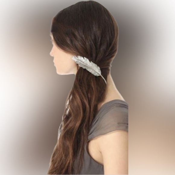 Heirloom Women’s Tree Leaf Hair Clip in Silver. - Picture 3 of 4